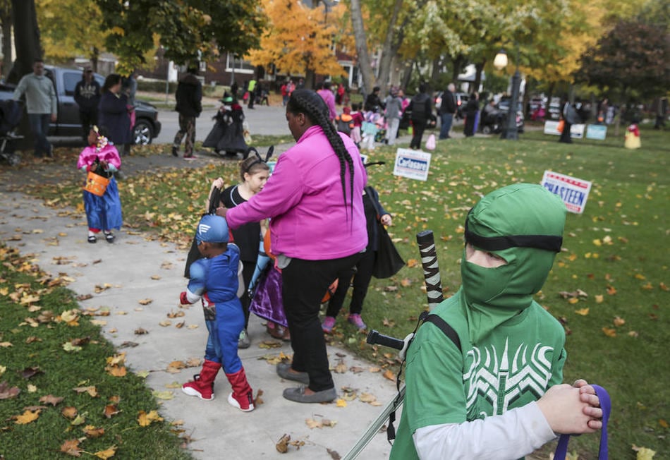 Halloween trick-or-treat times across Will County β Schaumburg Real Estate news